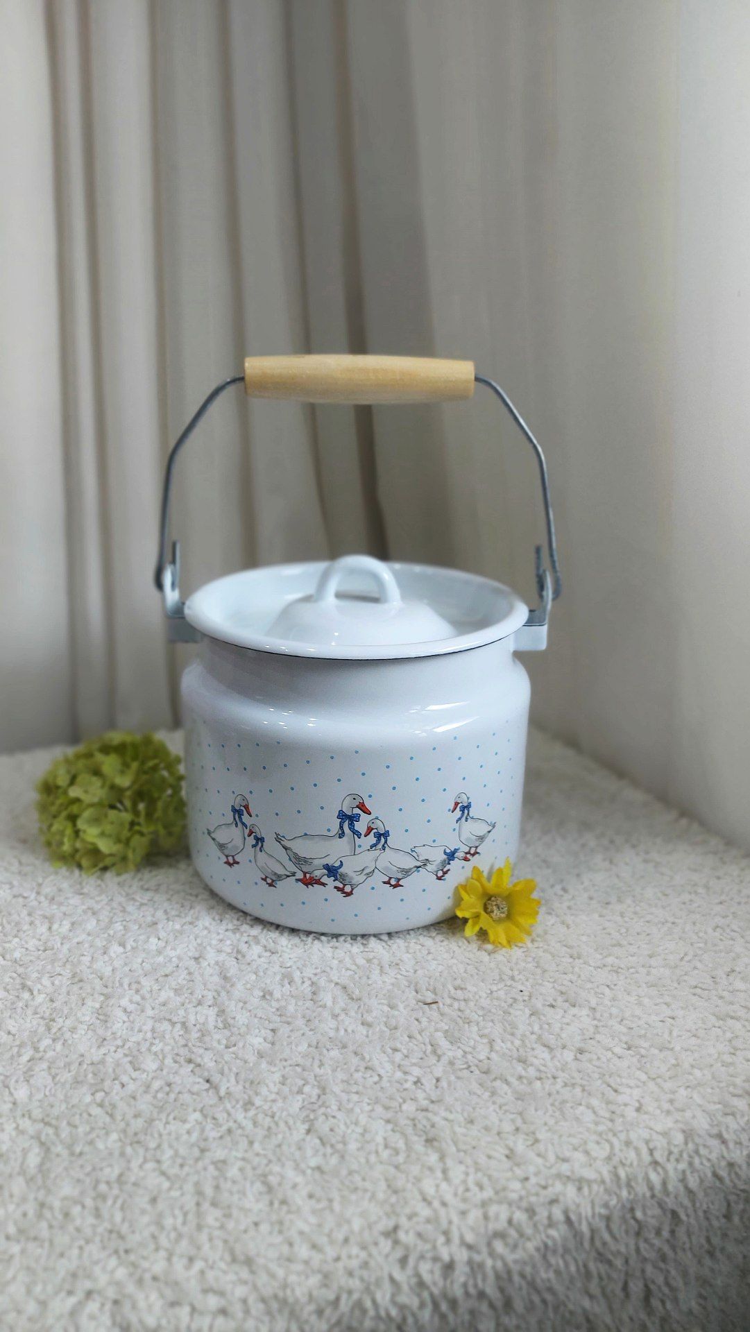 دبه طرح غاز ۲لیتری دسته چوبی